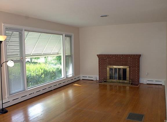 2nd image of 7266 Public Ln
