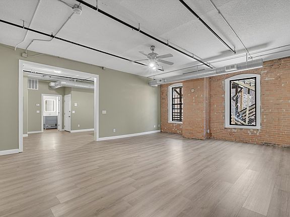 4th image of 400 N Main St #203F