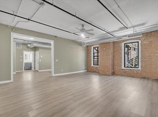 400 N Main St #203F, Davenport, IA 52801