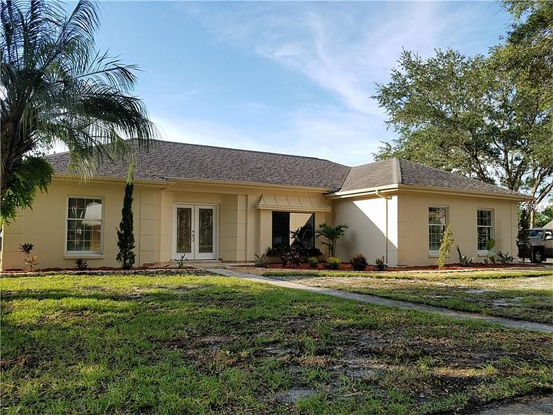 1st image of 9206 Regents Park Dr