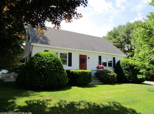 15 Gina St, Lewiston, ME 04240
