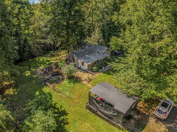 11891 Patricia St, Manassas, VA 20112