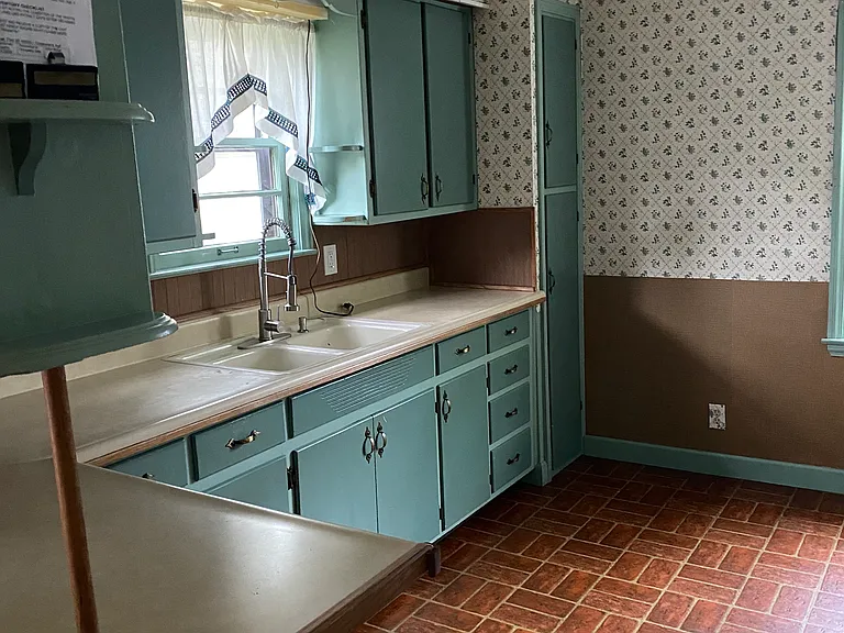 955 Mann Ave #1 — Photo 7