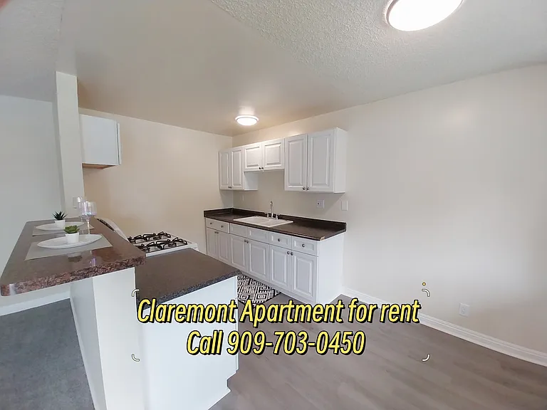 848 W Bonita Ave — Photo 13