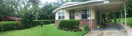 Front of house (as seen from middle of driveway).