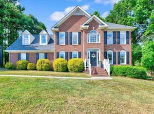 803 Old Baron Dr, Fuquay Varina, NC 27526