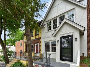 3423 Mount Pleasant St NW, Washington, DC 20010