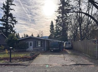 10206 SE Raymond St, Portland, OR 97266