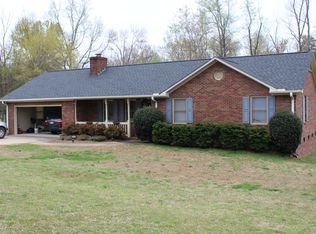 119 Meadowview Dr, Boiling Springs, SC 29316