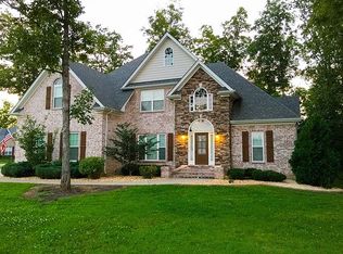 601 Serviceberry Dr, Murfreesboro, TN 37128