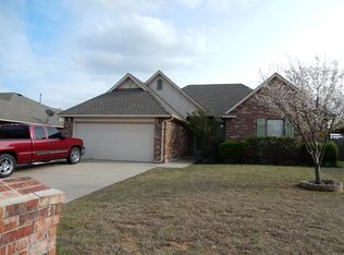 490 NE 23rd St, Newcastle, OK 73065