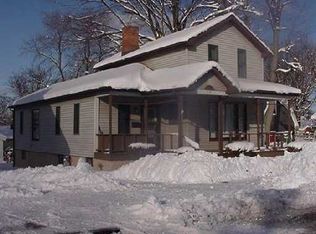 219 Railroad St, Chelsea, MI 48118