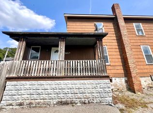 305 1/2 E Lutton St, New Castle, PA 16101