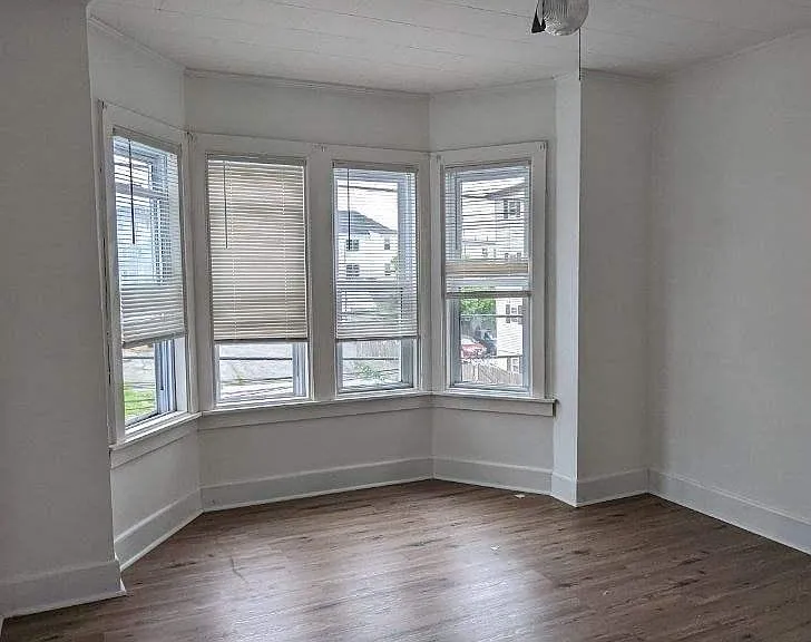 2-121 Choate St #2 — Photo 12