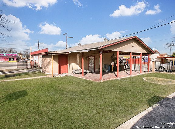 3rd image of 5402 S Zarzamora St