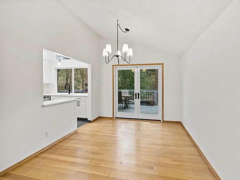 101 Point Fosdick Cir NW — Photo 18