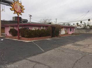 2033 Paradise Rd, Las Vegas, NV 89104