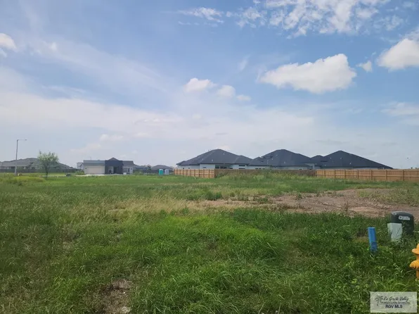 29 Sylverter Palm Ct, Brownsville, TX 78526