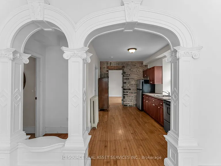23 West St W #MAIN — Photo 2