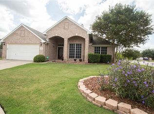 8100 Ensenada Ct, Arlington, TX 76002