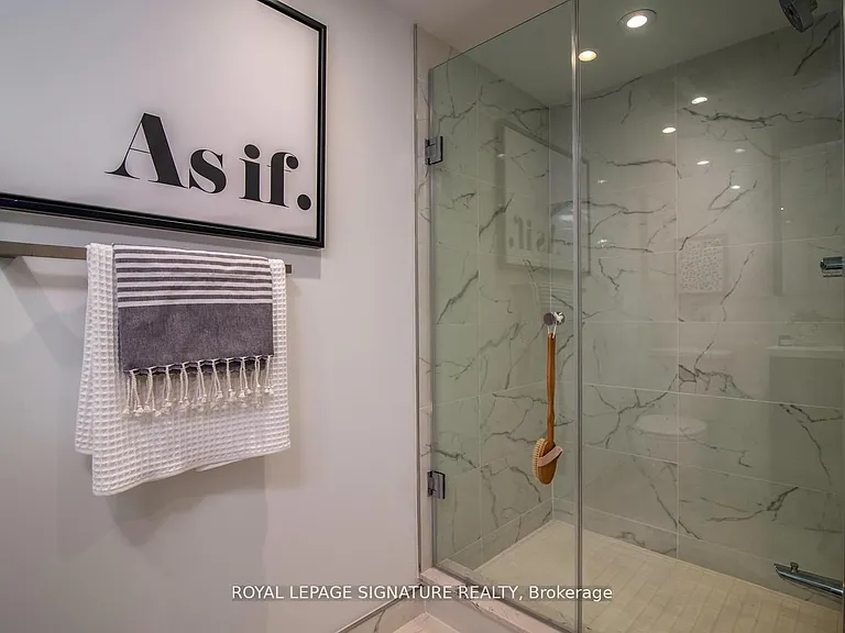 18 Erskine Ave #3210 — Photo 13