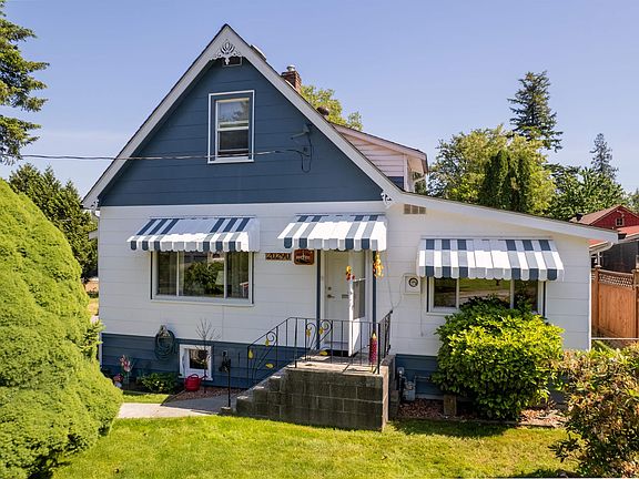 2nd image of 20290 Wanstead St