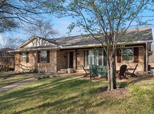 10117 Coveridge Dr, Dallas, TX 75238