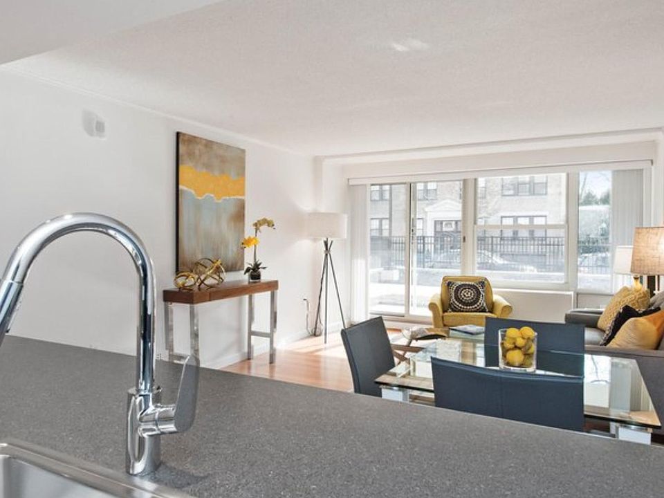 2nd image of 295 Harvard Lee St #9