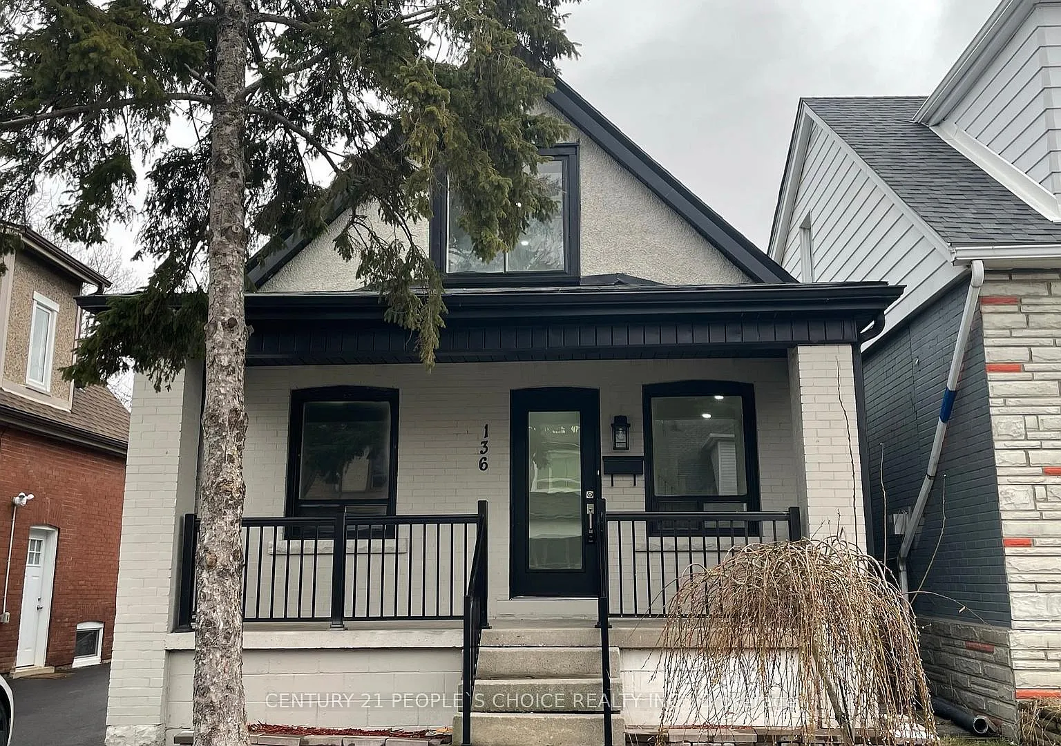 4 bed, $2,800 — Photo 2