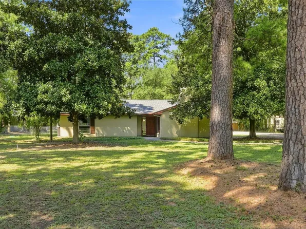 12319 Scyrus Ln, Houston, TX 77066