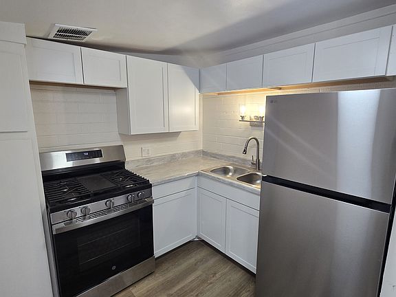 5th image of 3615 N Columbia Ave #3621