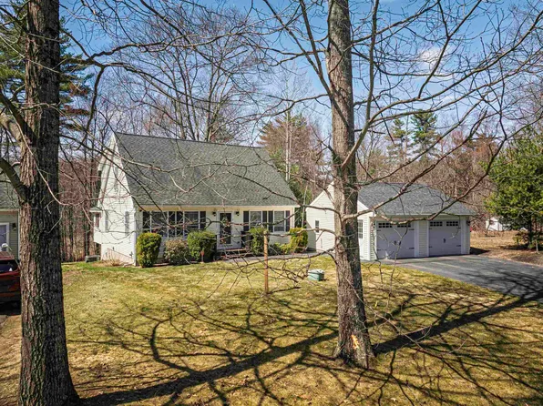 7 Hawthorne Circle, Somersworth, NH 03878