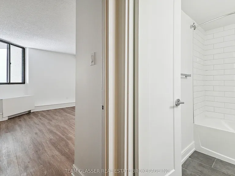 340 Colborne St #1604 — Photo 21