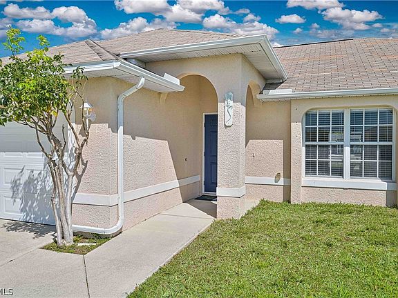 2nd image of 1213 SW 15th Ter