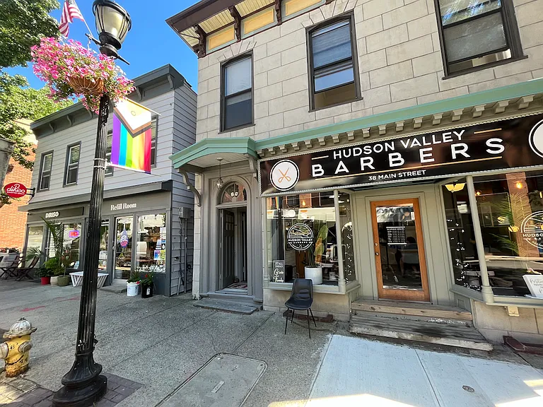 38 Main Street — Photo 11