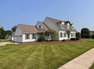 5162 Westbury Farms Dr, Erie, PA