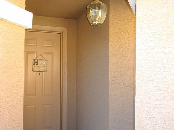 3rd image of 3251 E Maldonado Dr