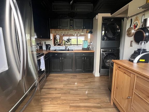 Kitchen - 2nd floor