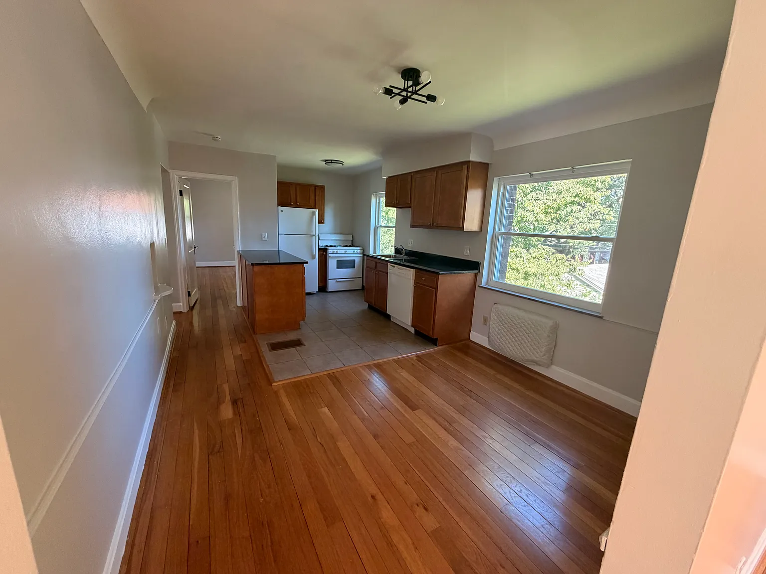 8348 Banbury St — Photo 4