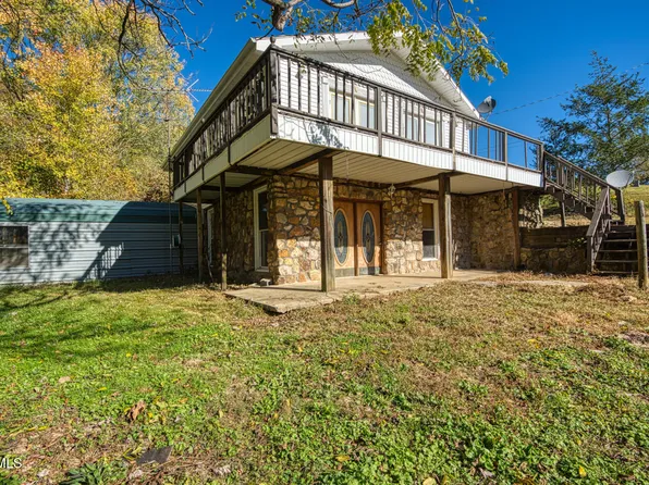 646 Cloud Creek Rd, Rogersville, TN 37857