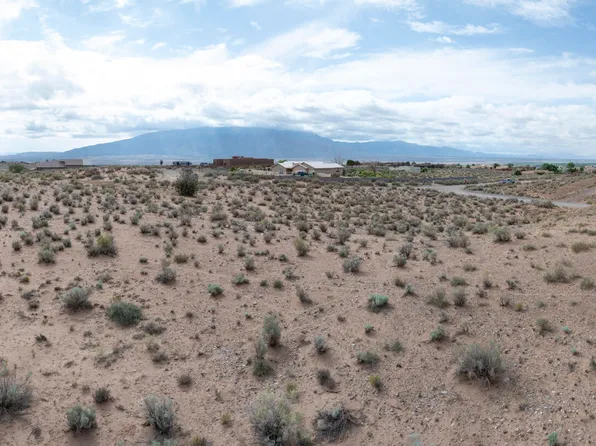 Epazote Rd NE, Rio Rancho, NM 87144