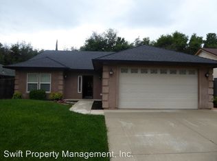 4868 Lofty Oak Dr, Redding, CA 96002