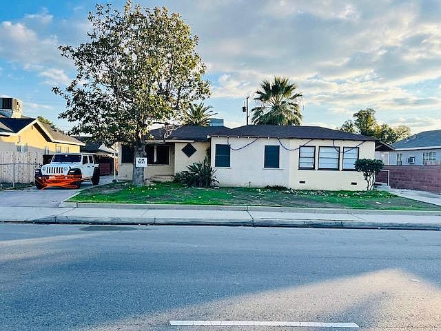 1st image of 3007 California Ave