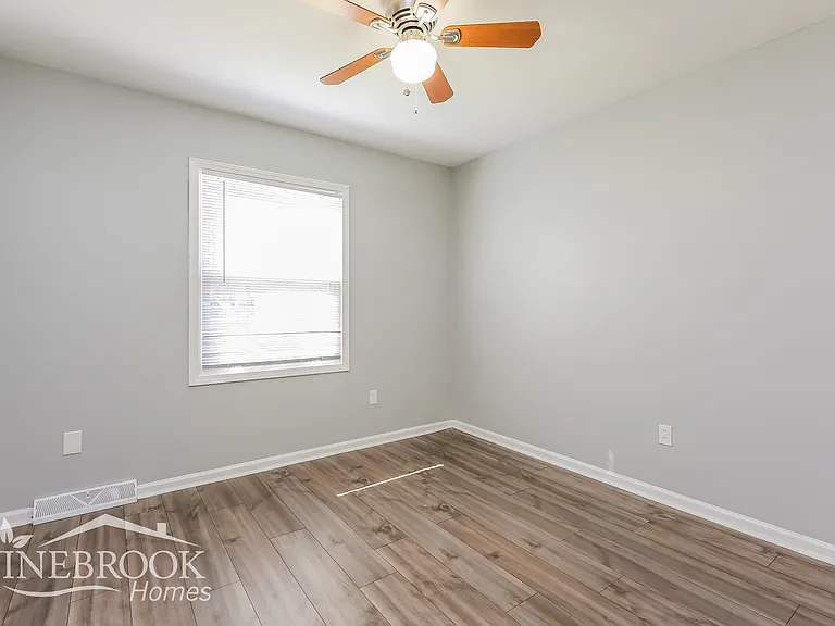 21 Tamwood Cir — Photo 11