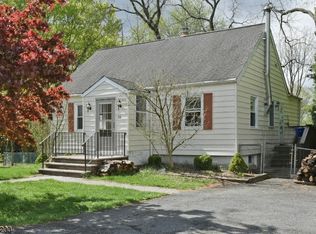 22 Longview Ave, Randolph, NJ 07869