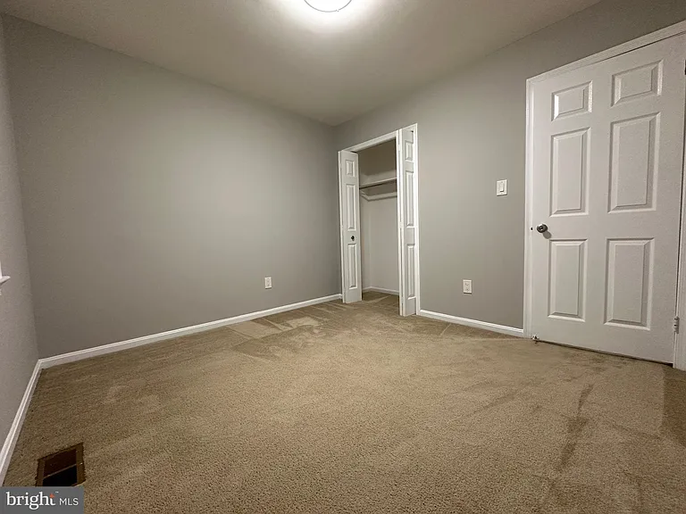 10152 Village Knolls Ct — Photo 27