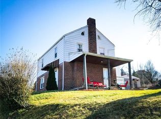 1824 Devonshire Rd, Coraopolis, PA 15108