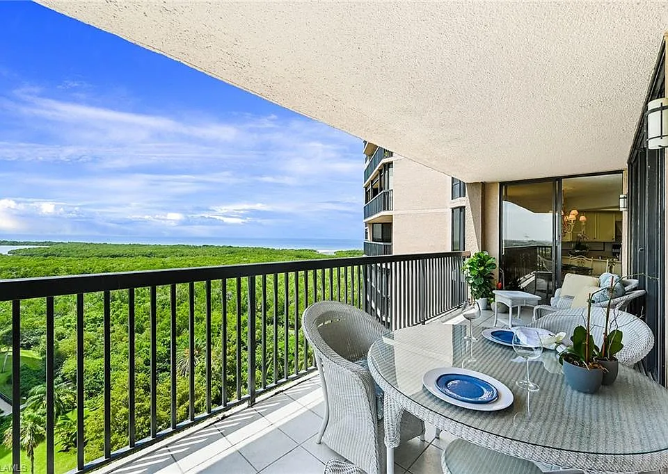 6075 Pelican Bay Blvd #1105