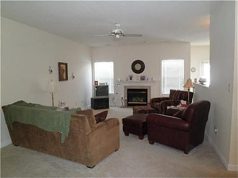 3rd image of 12150 Sagamore Woods Dr