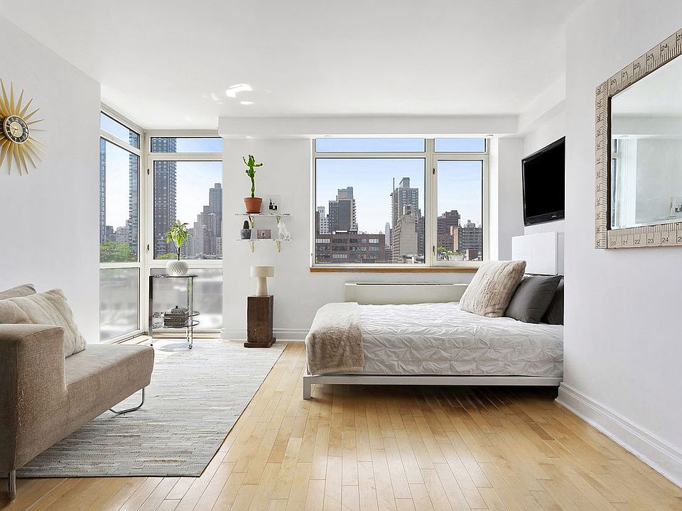 1st image of 1760 2nd Ave APT 9C